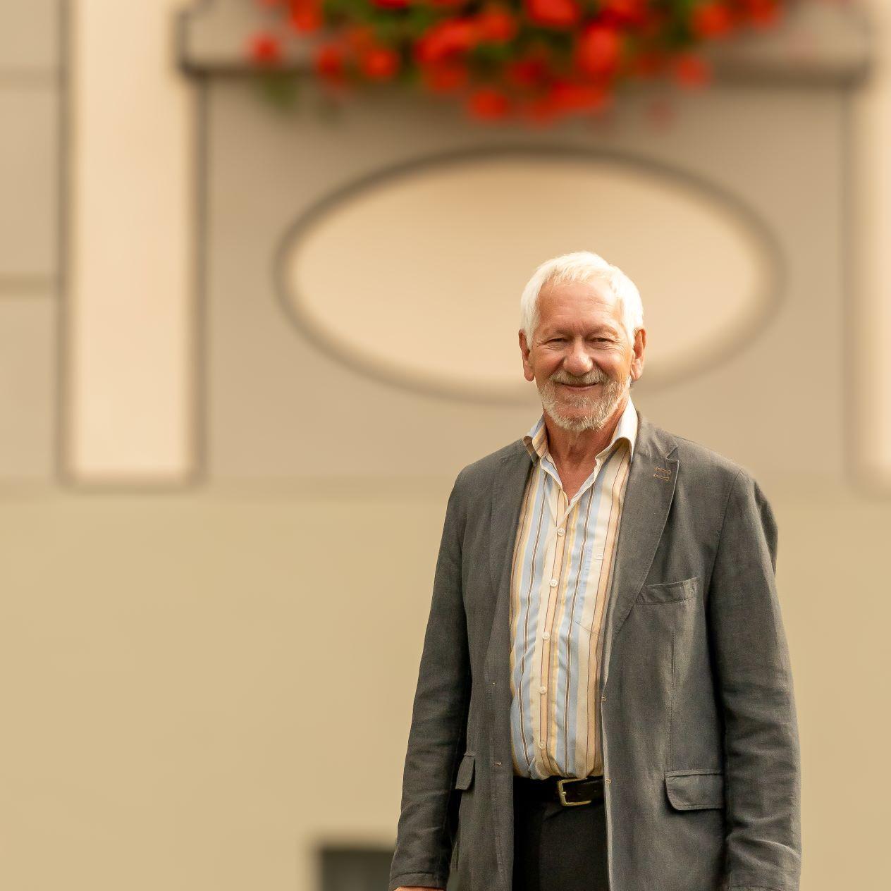 Profilbild von Paul Erhart